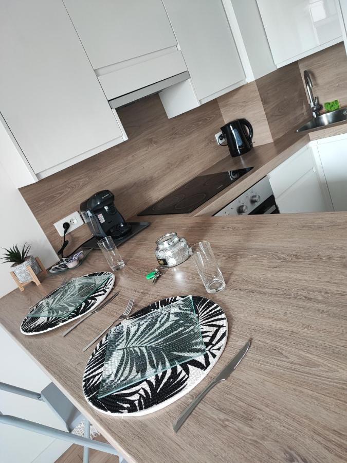 Chic Et Moderne+Wifi+Netflix Apartment Argenteuil Exterior foto