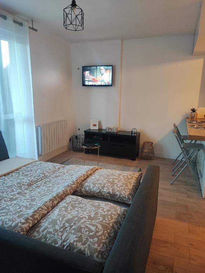 Chic Et Moderne+Wifi+Netflix Apartment Argenteuil Exterior foto